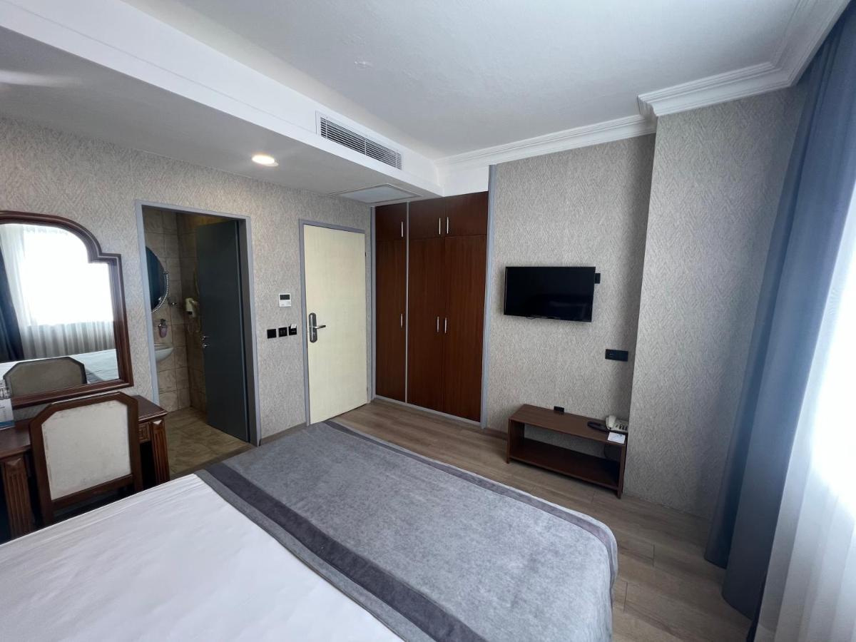 Fuar Hotel Istanbul Exterior photo